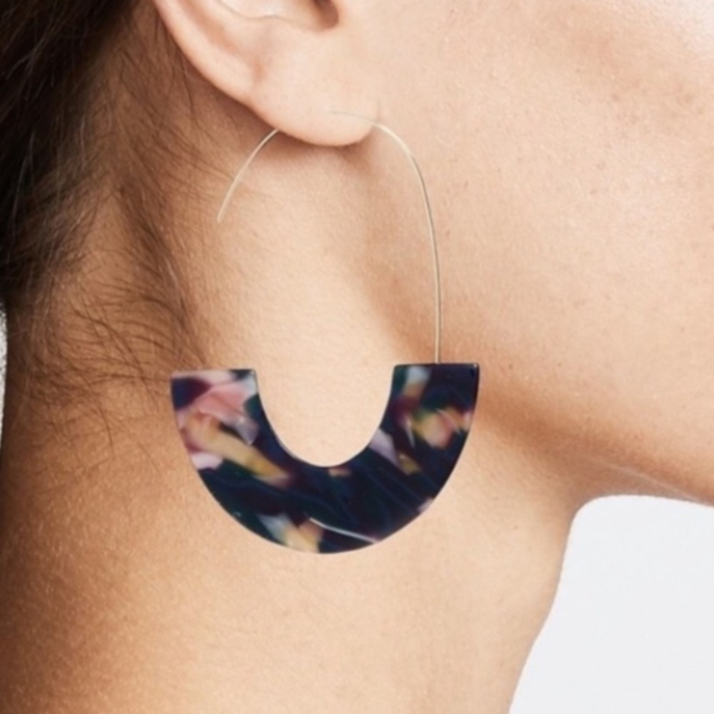 Faidra style acetate drop earrings